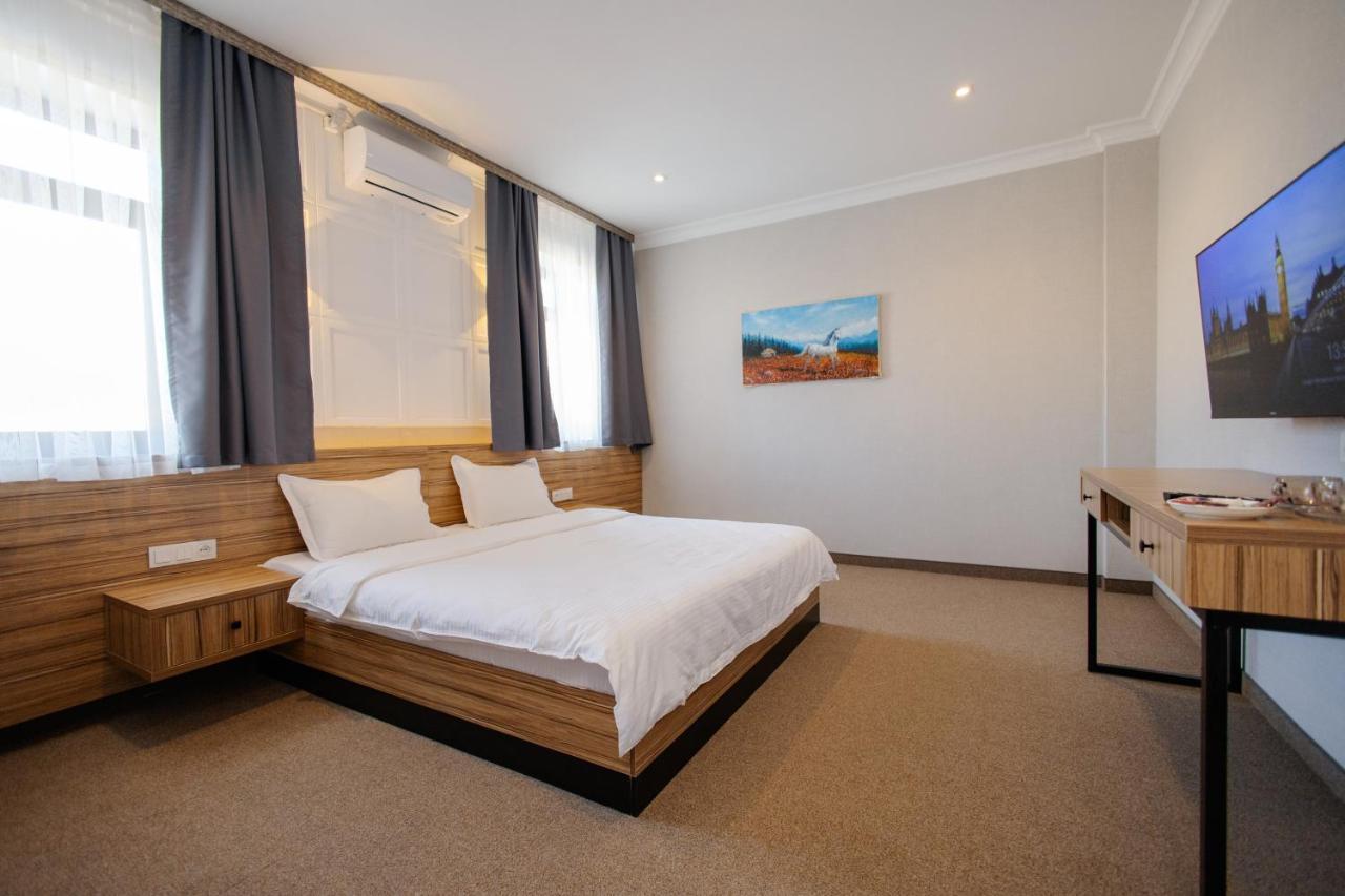 281 Hotel Biškek Exteriér fotografie