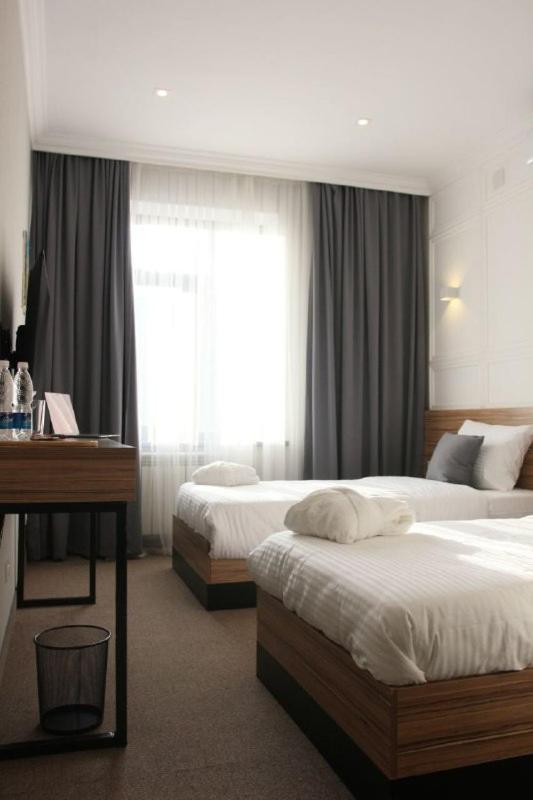 281 Hotel Biškek Exteriér fotografie